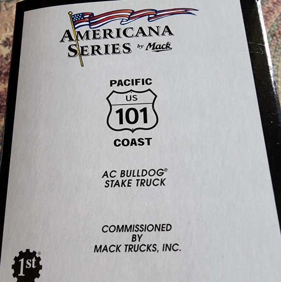 FIRST GEAR AMERICANA SERIES PACIFIC COAST MACK TRUCK US101 AC BULLDOG STAKE BED - Picture 5 of 5